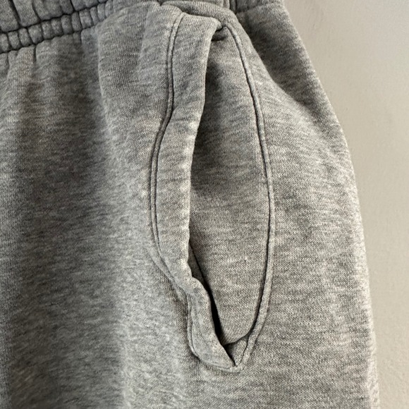 Nike Just Do It Men's Gray Cotton Blend Drawstring Waist Sweat Shorts - L - Picture 3 of 7